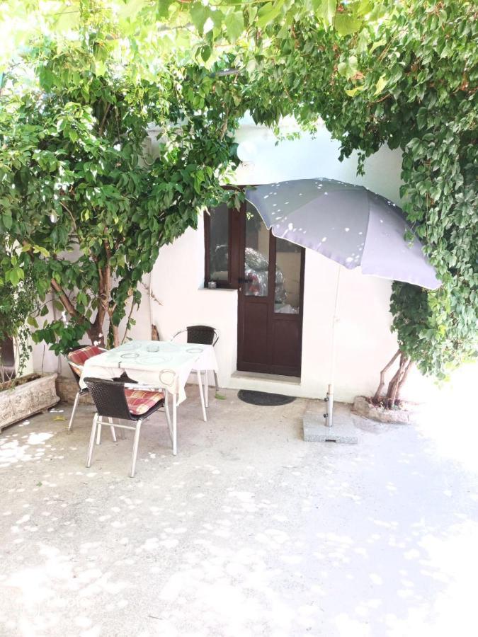 Kontin 2 Apartment Stari Grad  Ngoại thất bức ảnh