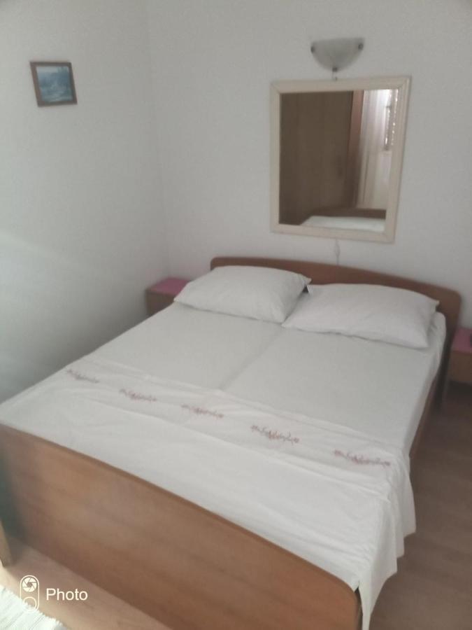 Kontin 2 Apartment Stari Grad  Ngoại thất bức ảnh